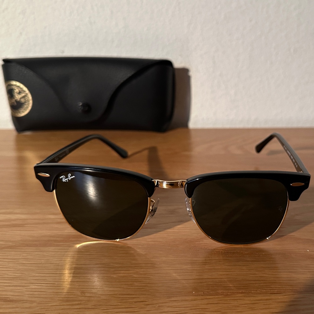 Ray-Ban Clubmaster Classic Black and Gold Sunglasses